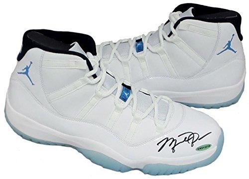 Algopix Similar Product 12 - Michael Jordan Autographed Air Jordan