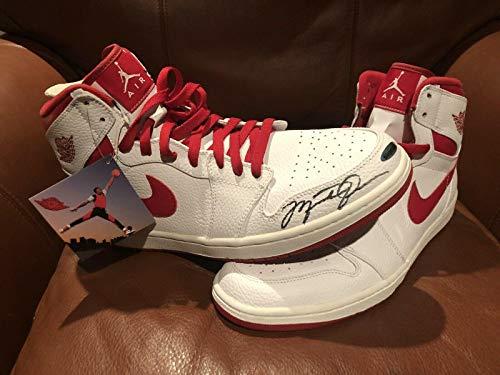 Algopix Similar Product 6 - Michael Jordan Auto Signed Brand New