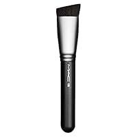 Algopix Similar Product 1 - MAC 196 Slanted Flat Top Foundation