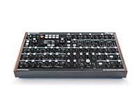 Algopix Similar Product 18 - Novation Peak 8Voice Desktop