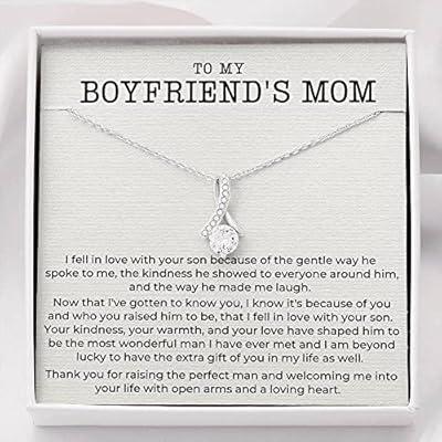 To My Boyfriends Mom Christmas Message Card Jewelry Heart Necklace