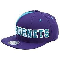 Algopix Similar Product 16 - Mitchellness Hexagon Hornets Snapback